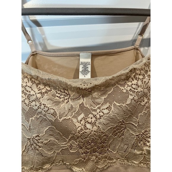 Banana Republic | Women’s Lace Tank Top Beige/Cream | Size: Large - Picture 2 of 3